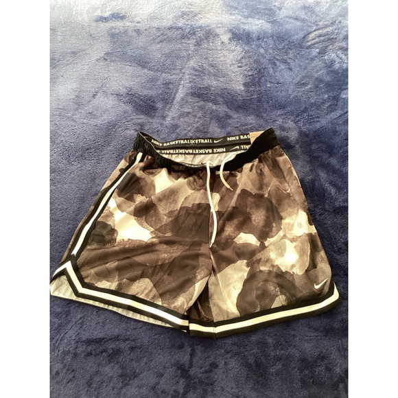 Nike DNA Shorts - Men’s Dri-FIT 6” Basketball Sharts Sz: Large - Picture 2 of 12